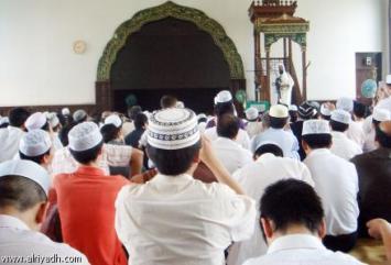 Berbicara yang Dibolehkan Saat Khutbah Jum'at Berlangsung