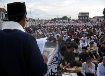 KHUTBAH 'ID: Meneladani Kesuksesan Nabi Ibrahim Membangun Makkah (1)