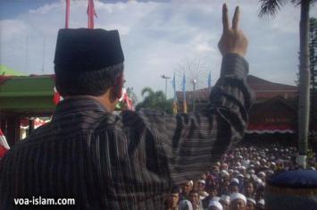 Hukum Bersumpah ''Demi Rasulullah''