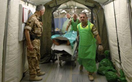 RS Inggris Kewalahan Tangani Korban Tentara dari Afghanistan