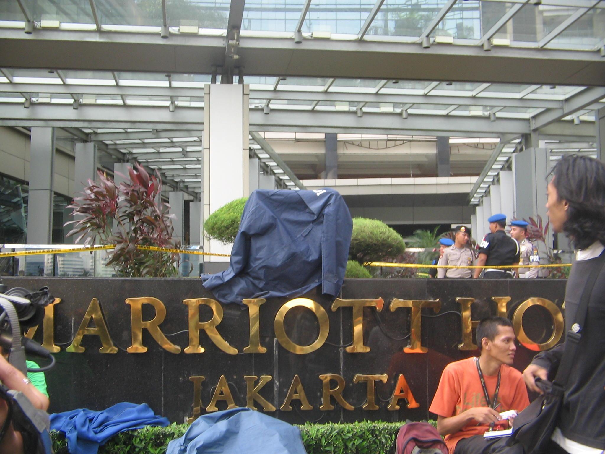 Menguak Sisi Lain Bom Marriott dan Ritz Carlton