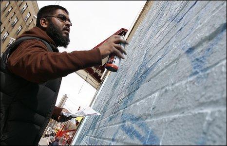 Mr. Ali 'Arabic Aerosol' : Menyampaikan Dakwah Melalui Mural di Inggris