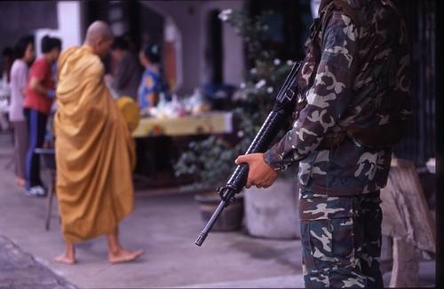 Seorang Lelaki Budha di Tembak di Thailand Selatan 