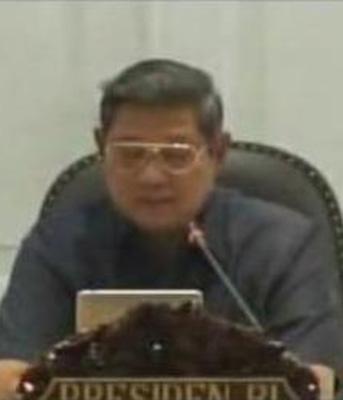 Pakai iPad, SBY Dikritisi di Twitter