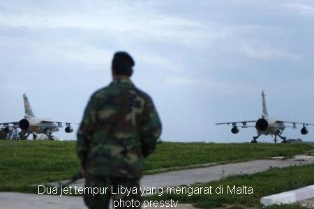 Setelah Tembaki Warga 2 Pilot Tempur Libya Minta Suaka ke Malta
