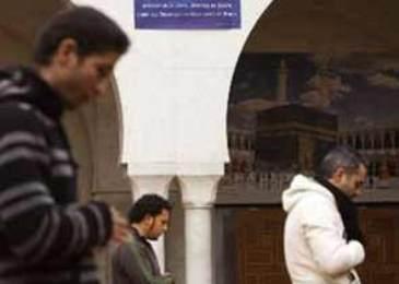 Muslim Diminta Tenang Sikapi Pelarangan Menara di Swiss