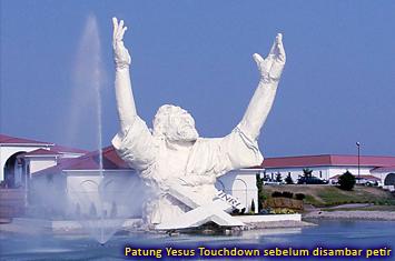 Yesus Touchdown Hangus Tersambar Petir, Amerika Rugi 10 Miliar