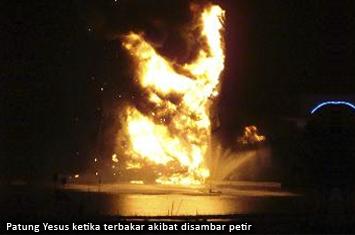 http://www.voa-islam.com/photos/mumtaz/Yesus-terbakar.jpg