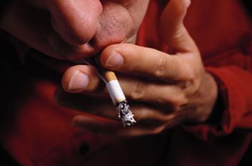 MUI: Perokok Jangan Dijatah Berobat Gratis, Mereka Merokok Agar Sakit