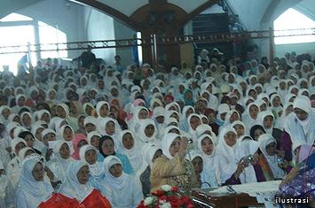 Hadirilah Taklim untuk Umum ''Membina Muslimah Sejati''