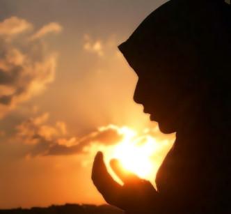 Ciri Wanita Muslimah Ahli Surga