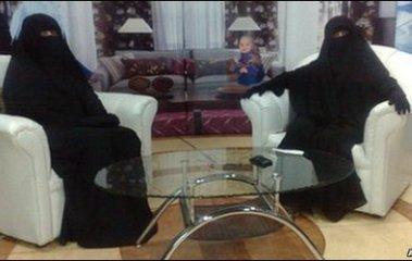 Presenter TV Saudi Wajib Kenakan Niqab
