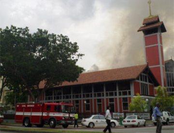 Remaja Ideot Bakar Masjid di Singapura, Kerugian Capai 20 Milyard