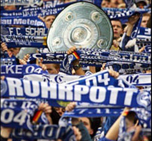 Mars Klub Sepak Bola Schalke Menyinggung Umat Islam