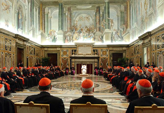 Vatikan dan Zionis Ribut Soal Dalang Dibalik Isu Skandal Seks Gereja