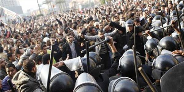 Massa Pro-Mubarak Ternyata Polisi Mesir & Preman Israel