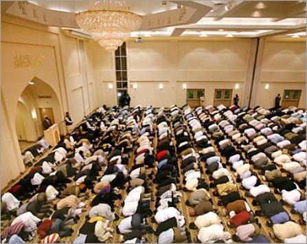 Jamaah Taraweeh di Kanada Membludak, Gereja Dipakai Sholat