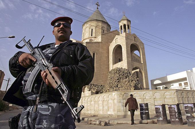 4 Cedera Akibat Ledakan Bom di Dekat Gereja Katholik di Baghdad