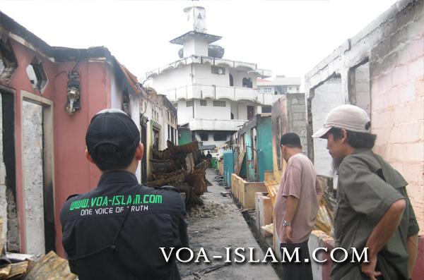 Pengungsi Muslim Ambon Rayakan Idul Adha di Tengah Puing-puing Ratusan Rumah