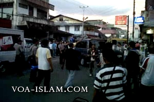 Ambon Tegang, Massa Kristen Konsentrasi di Gereja Ingin Serang Kampung Islam