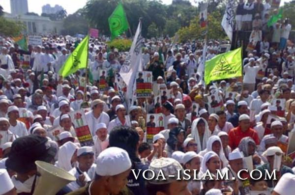 Mari Bergabung Dalam Aksi Damai Umat Islam Menolak Pencabutan Perda Miras