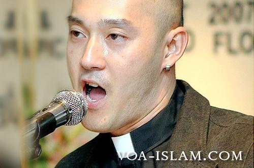 Bikin Gereja Homoseks & Kawin Sesama Pria, Pendeta Homo Gegerkan Malaysia