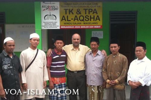 Safari Tarawih Bersama Imam dari Palestina di Yogyakarta