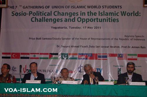 Perubahan Sosial-Politik Timur Tengah: Saatnya Umat Islam Bersatu Raih Kejayaan