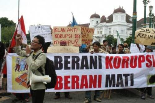 Refleksi Akhir Tahun:  Indonesia Dalam Cengkeraman Koruptor & Intervensi Asing