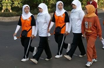 9 Manfaat Jalan Kaki Bagi Kesehatan Anda