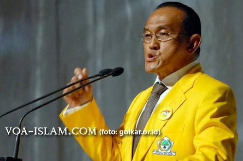 Astagfirullah!! Demi Ketua Umum Golkar, Ribuan Jamaah Tunda Shalat Jumat