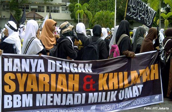 HTI Ternate: Kebijakan Zalim dan Khianat Harus Dihentikan! 