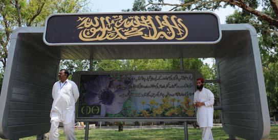 Ingin Rubah Citra, Islamabad Bangun Halte Bus Bernuansa Islami