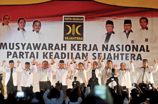 Benarkah PKS Membela Rakyat?