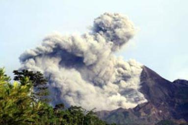 Khawatir Bahaya Merapi, Malaysia Ungsikan Pulang Mahasiwanya 