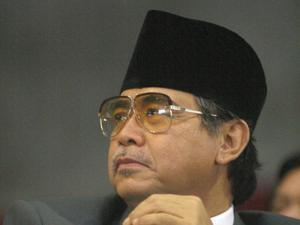 KH. Maruf Amin: NII KW IX Ada Hubungannya dengan Az Zaitun