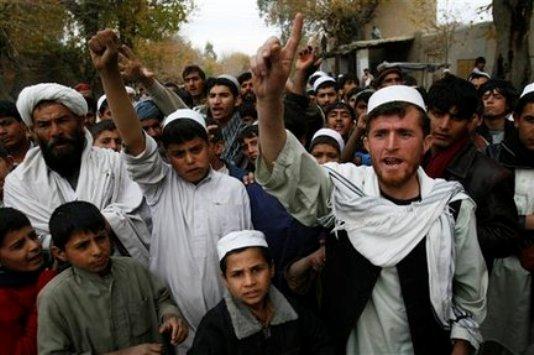 Warga Kabul Demo Penodaan Masjid Dan Al-Quran Oleh Tentara NATO