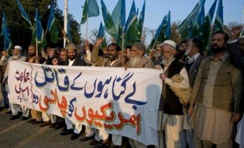 Demonstrasi Besar Kecam Amerika di Pakistan