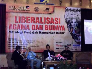 Inilah Strategi Kaum Fasik Liberal Hancurkan Islam dan Moral Bangsa