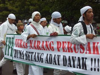 Laskar Pembela Islam Siap Berjihad Hadapi Gerombolan Preman  Anarkis