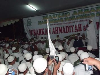 Habib Rizieq: Bubarkan Ahmadiyah atau Revolusi