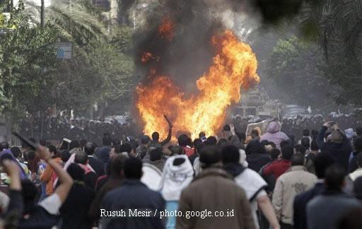 Proses Evakuasi Lambat, Mahasiswa Indonesia di Mesir Keluhkan Keamanan
