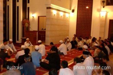 Mengharukan, Puluhan Jemaat Ahmadiyah Bogor Bersyahadat Massal Masuk Islam