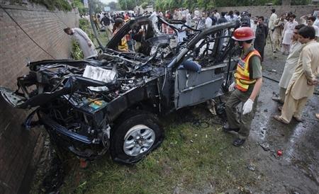 Empat Orang Pegawai Konsulat AS Terluka dalam Serangan Bom di Peshawar