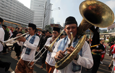 Engkong Bilang,  Biar  Ape Mau Dikate?