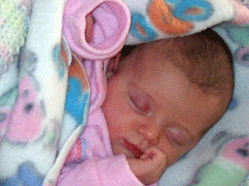 Tips Aman Tidur Bersama Bayi Anda