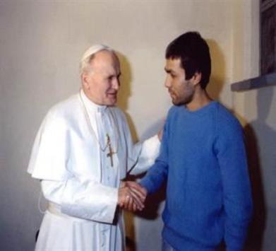 Penembak Paus Yohanes Paulus II Mengaku Diperintah Vatikan