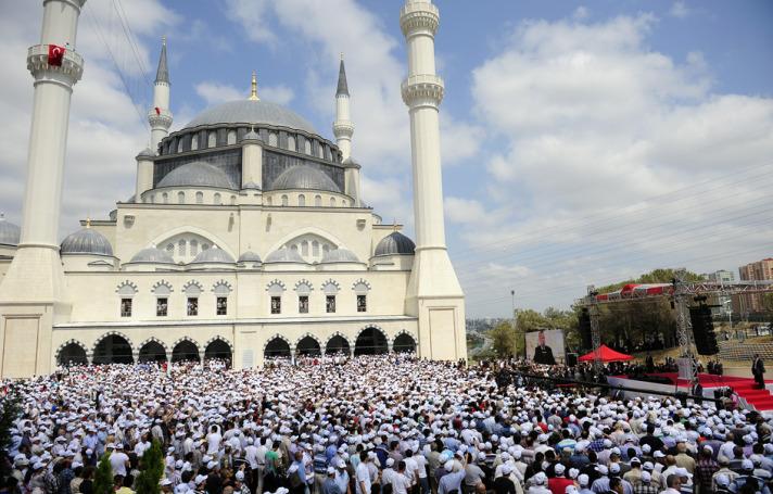 Ramadhan di Negeri Moyangnya Sekuler