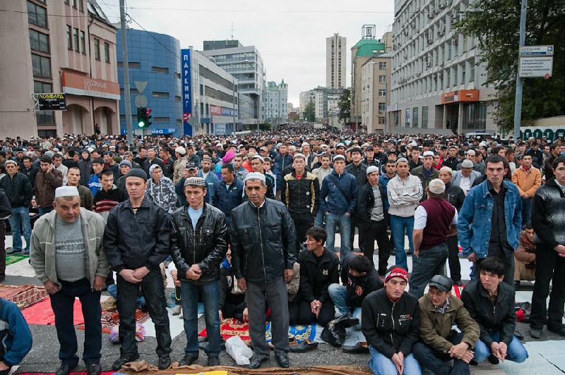 55.000 Muslim Rusia Ikuti Sholat Ied