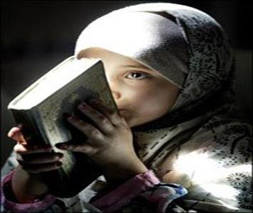 Subhanallah,Bacaan Qur'an Gadis Cilik Selamatkan Dia dari Pemerkosaan